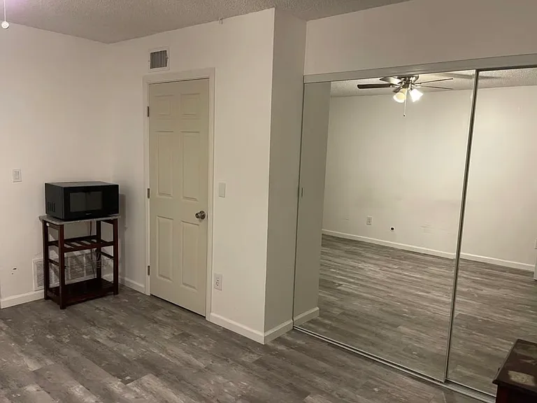 9430 Glade Ave #3 — Photo 4