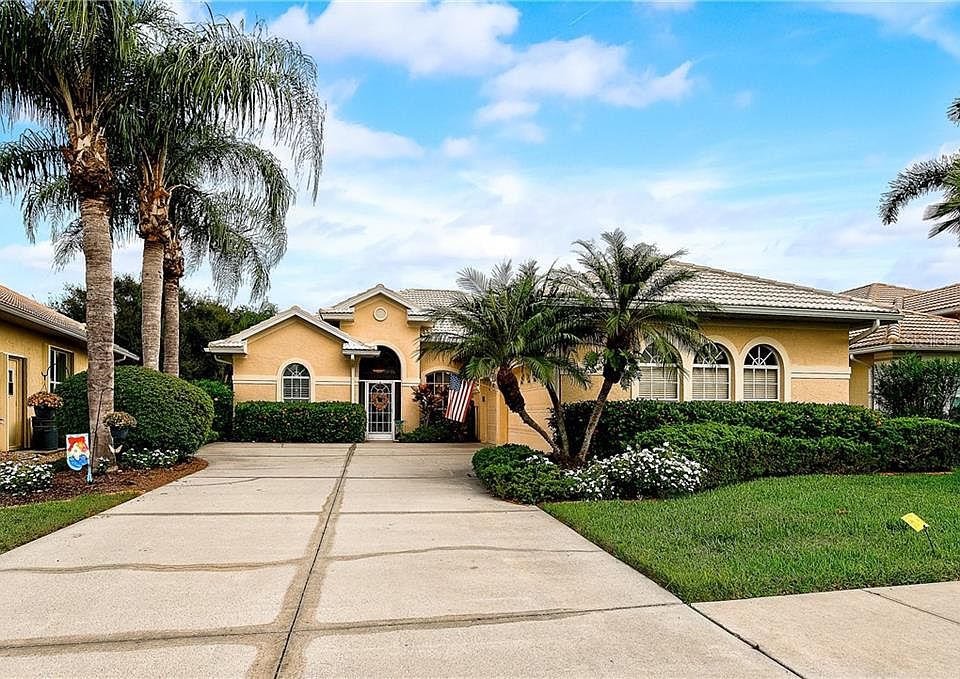 1st image of 755 Silk Oak Dr