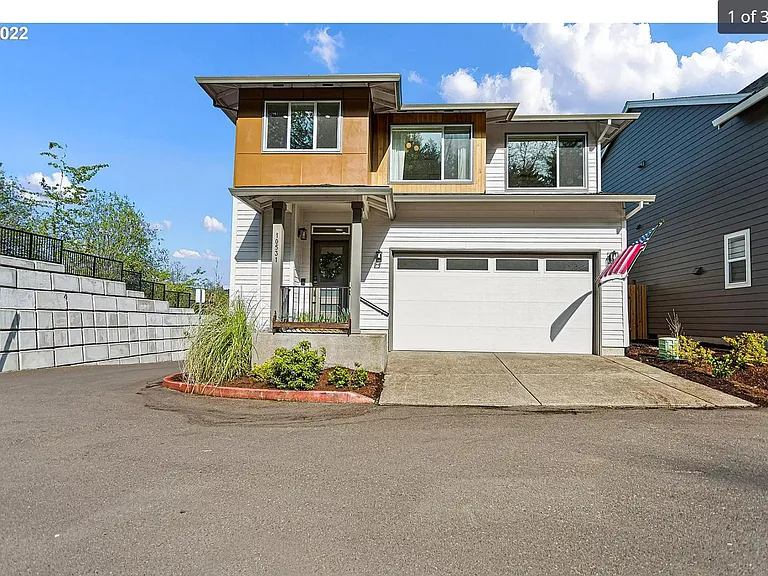 10531 SE 162nd Ave — Photo 1