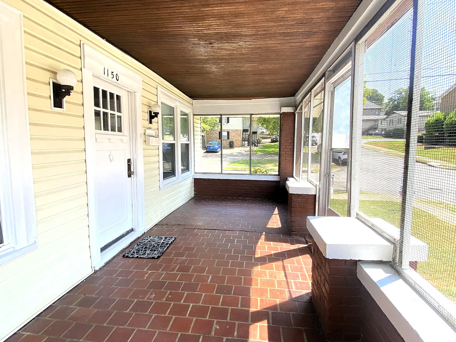 3 bed, 1488 sqft, $1,750 — Photo 2