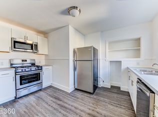 919 Lillian St, Pittsburgh, PA 15210