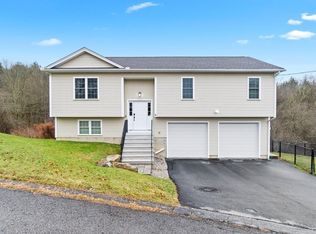 6 Valley View Dr, Spencer, MA 01562