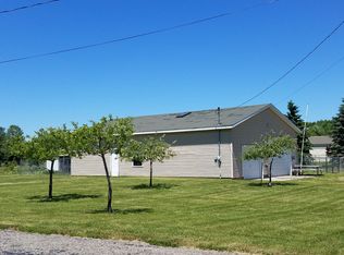 3833 N Flint Rd, Roscommon, MI 48653