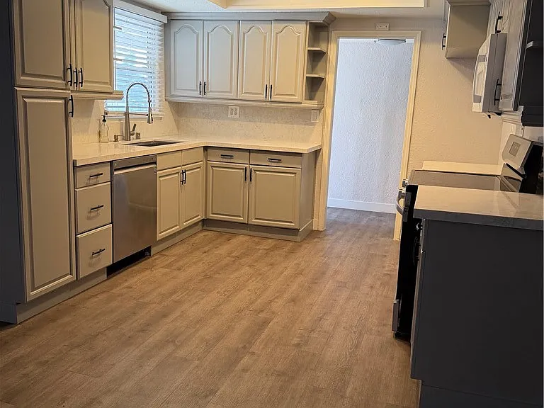 7071 Santa Paula Cir — Photo 4