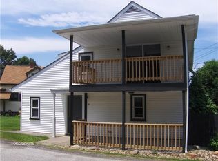 4 Short St, Burgettstown, PA 15021