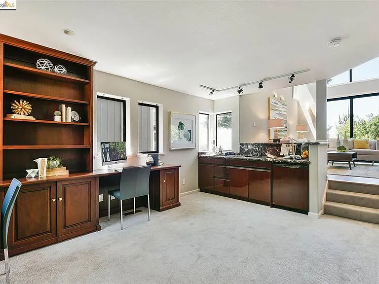 49 Bay Forest Dr — Photo 15