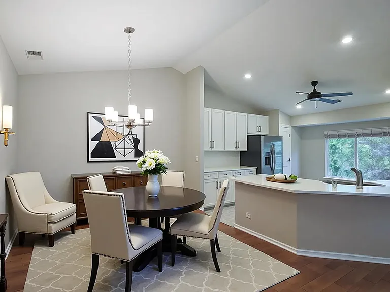 2436 Madiera Ln — Photo 6