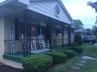 5546 Meadowood Dr, Indianapolis, IN 46224