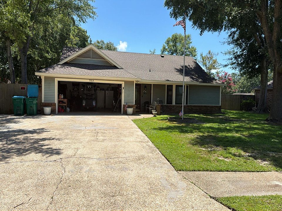 1st image of 3504 Courtenay Cir