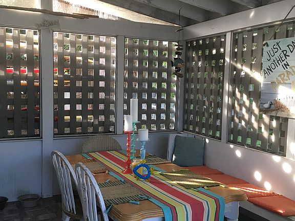 3rd image of 114 Matamoros Dr