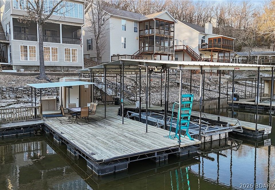 1st image of 1953 Valley Rd