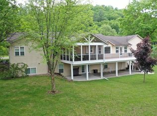 121 Doc Mac Dr, Boscobel, WI 53805