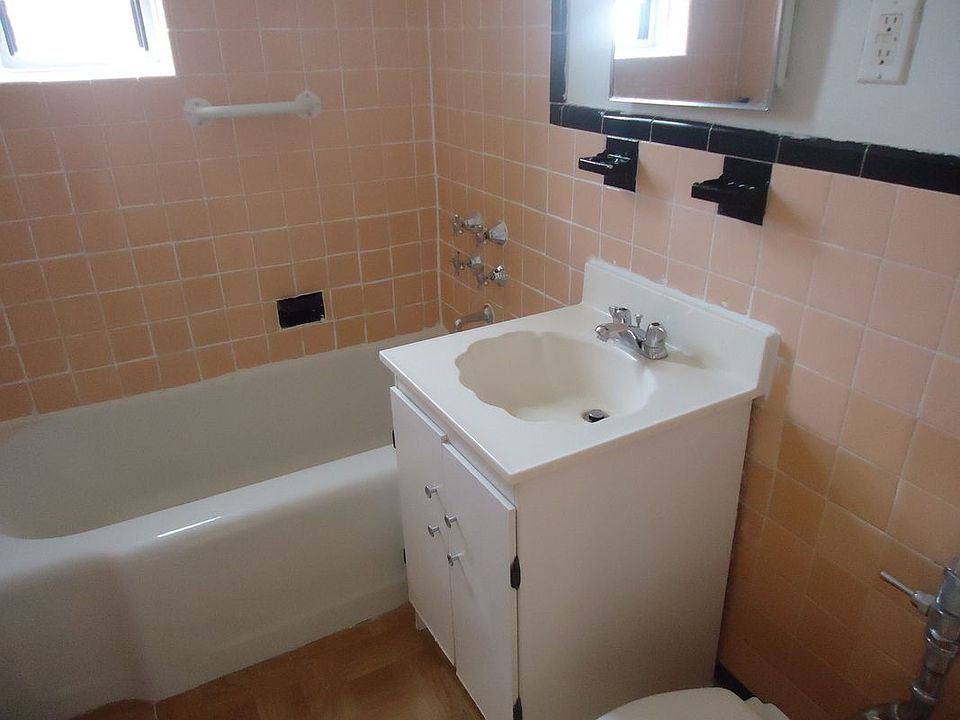 1st image of 7281 113th St APT 6D