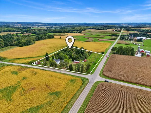 E4915 Herritz Rd, Reedsburg, WI 53959
