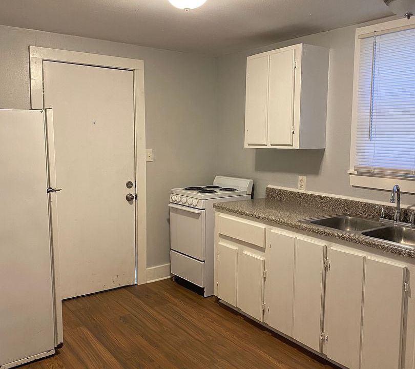 1st image of 215 Paschal St APT 102