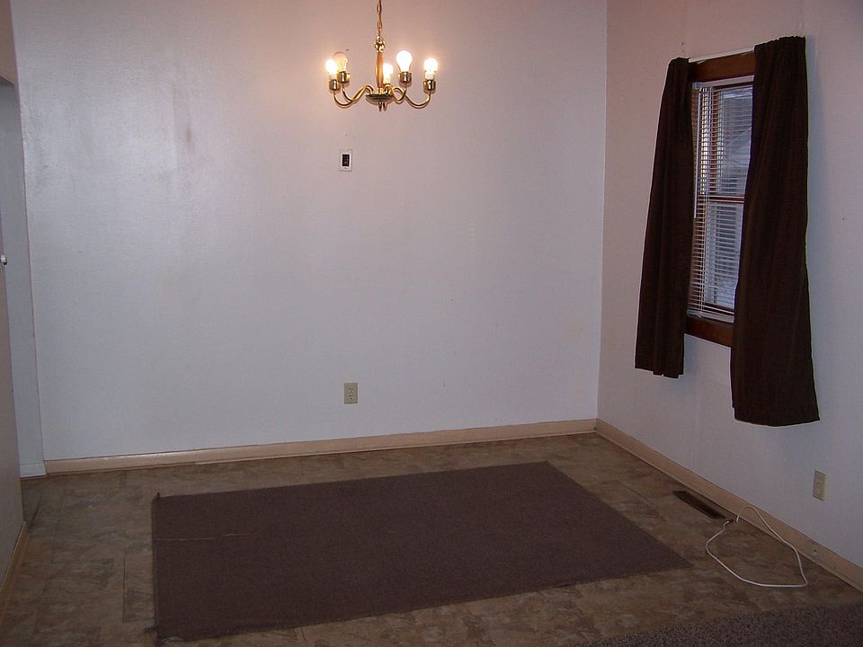 2nd image of 1205 9th St