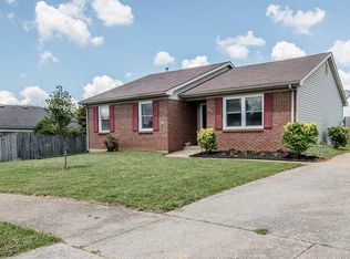 204 Turf Ct, Frankfort, KY 40601
