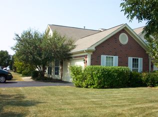 36128 N Springbrook Ln, Gurnee, IL 60031