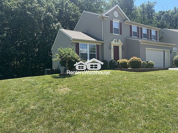 3rd image of 5613 Harvey Ct