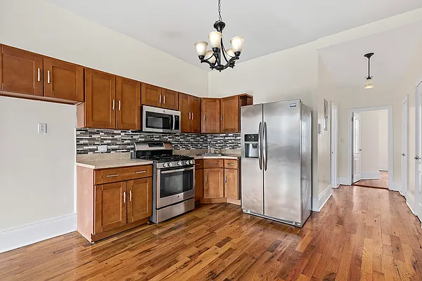 Rented by Corcoran | media 21