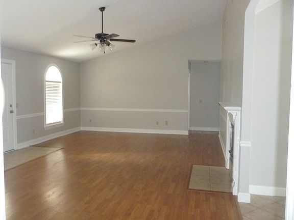 5th image of 402 Touchton Dr