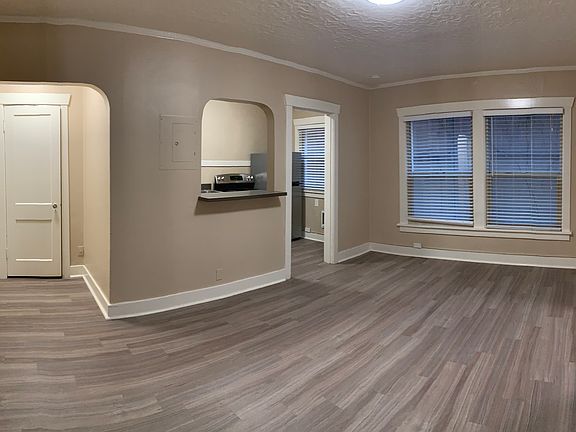 3rd image of 2355 Eastlake Ave E APT 104