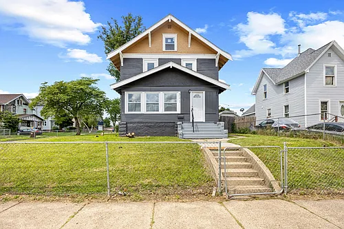 511 W Church St Photo 1