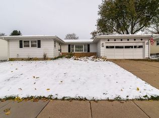 1880 McGowan Blvd, Marion, IA 52302