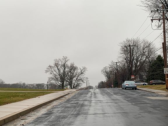 4th image of 4004 N Grand Blvd