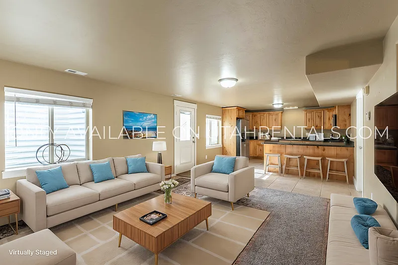 3 bed, 2.0 bath, 1440 sqft, $1,625 — Photo 4