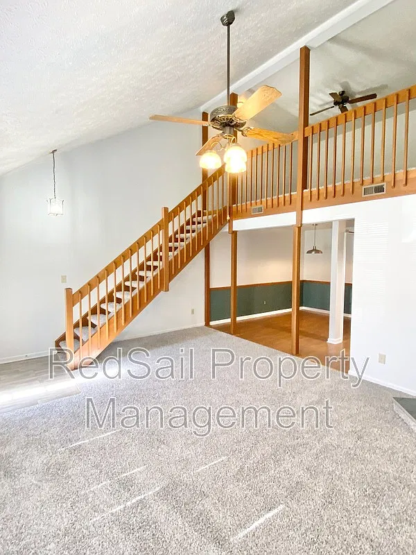 3 bed, 2.0 bath, 1389 sqft, $1,650 — Photo 4