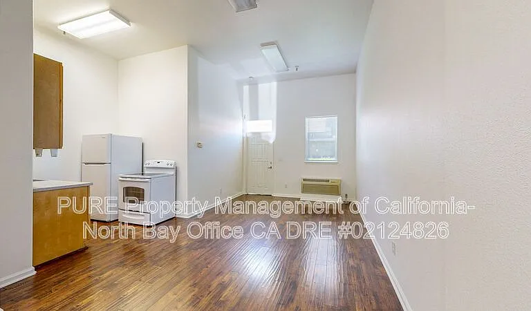 154 Railroad Ave #B — Photo 24