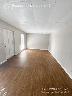 1st image of 1717 Hackberry Ln APT 1