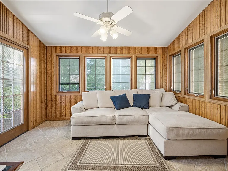 108 Muirfield Rd — Photo 9