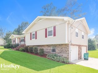 806 12th Ter, Pleasant Grove, AL 35127