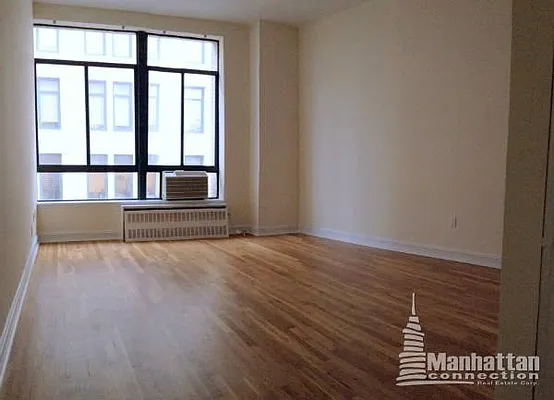 Rented by Manhattan Connection | media 8