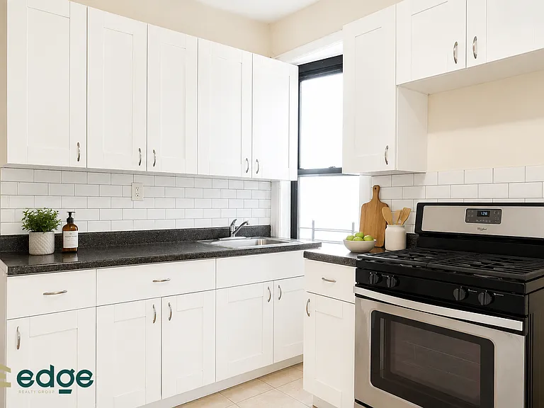 1369 65th St #4B — Photo 3