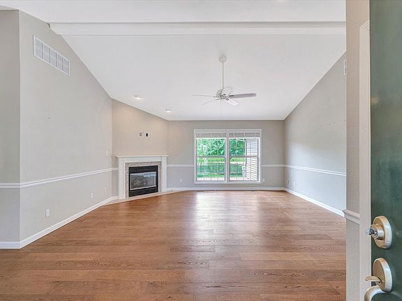 5th image of 4001 Appletree Dr