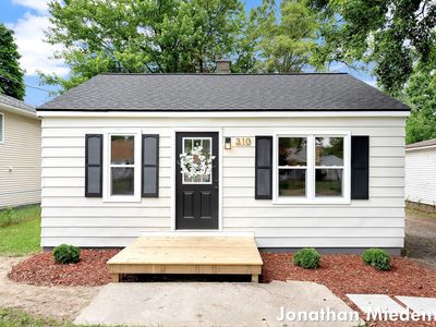 310 Majestic St SE, Kentwood, MI, 49548
