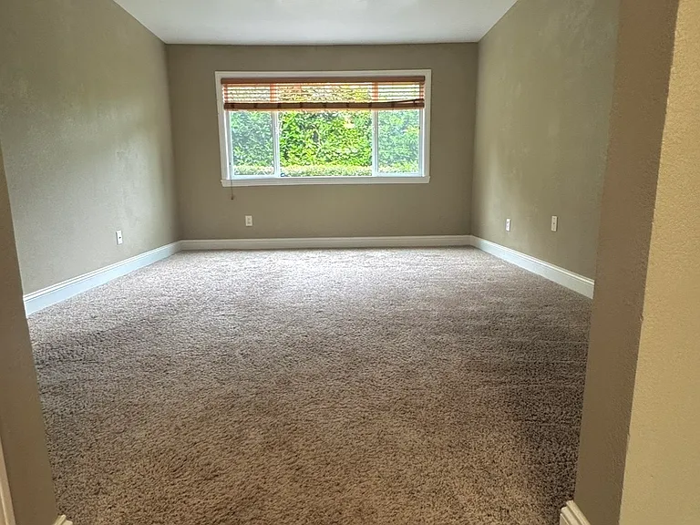 233 Enterprise Dr — Photo 17