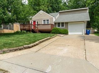 5235 Outlook St, Mission, KS 66202