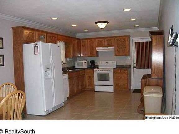5th image of 95 Brookhaven Ln