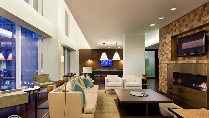 Rented by Compass | media 42