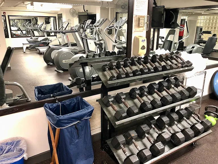 24/7 Fitness Center