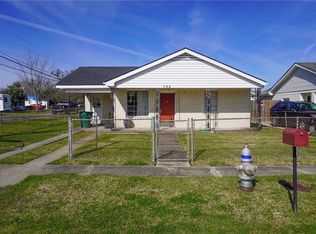 702 Grove Ave, Metairie, LA 70003
