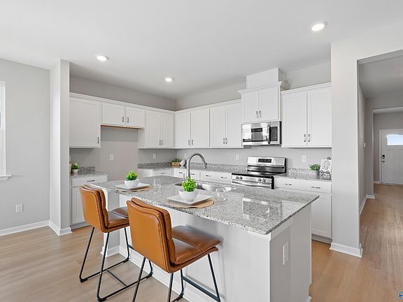 2nd image of 17 Aurora Cir