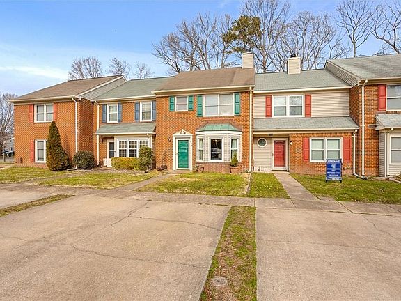 4th image of 105 Kingsbridge Ln