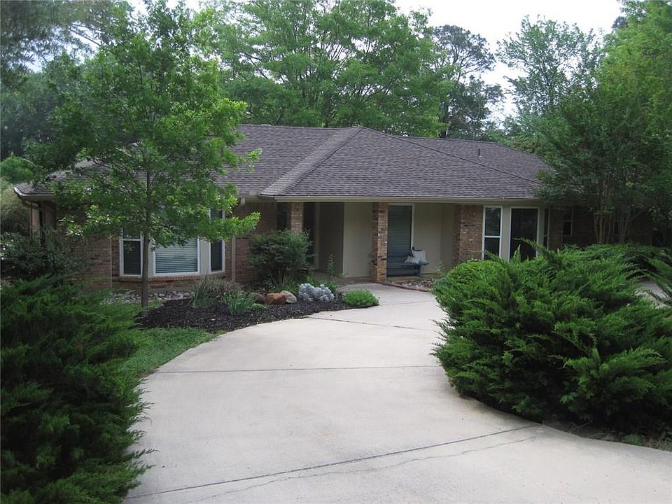 1st image of 4104 Cheshire Dr