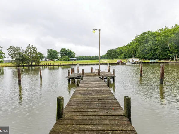 13700 Waverly Point Rd, Newburg, MD 20664