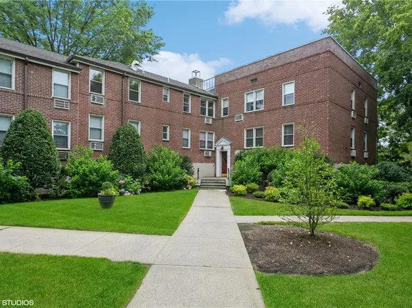 701 Palmer Court #2A, Mamaroneck, NY 10543